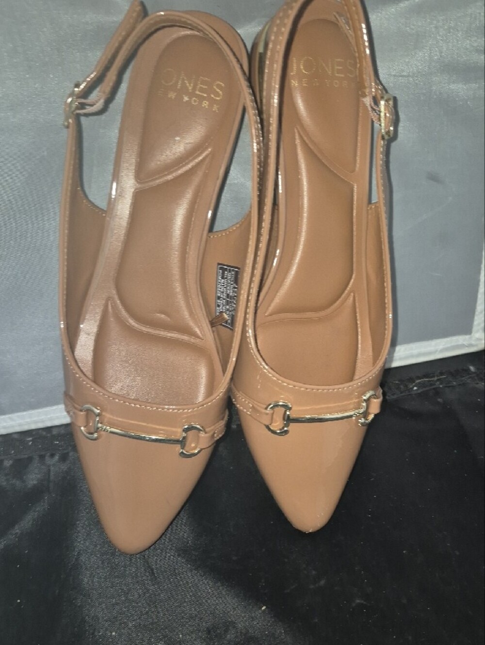 Jones New York Tan Pointed Slingback Flats with Gold Horsebit - Picture 3 of 8